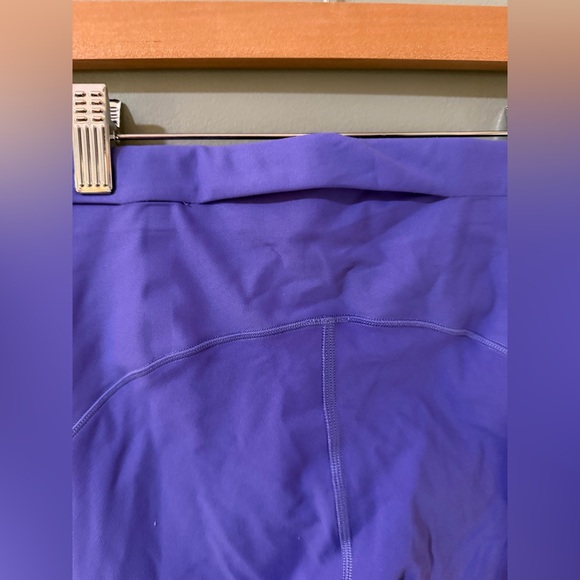 Lululemon SenseKnit High-Rise
Running Tight 28"
Colour Charged Indigo size 4 - Picture 5 of 6